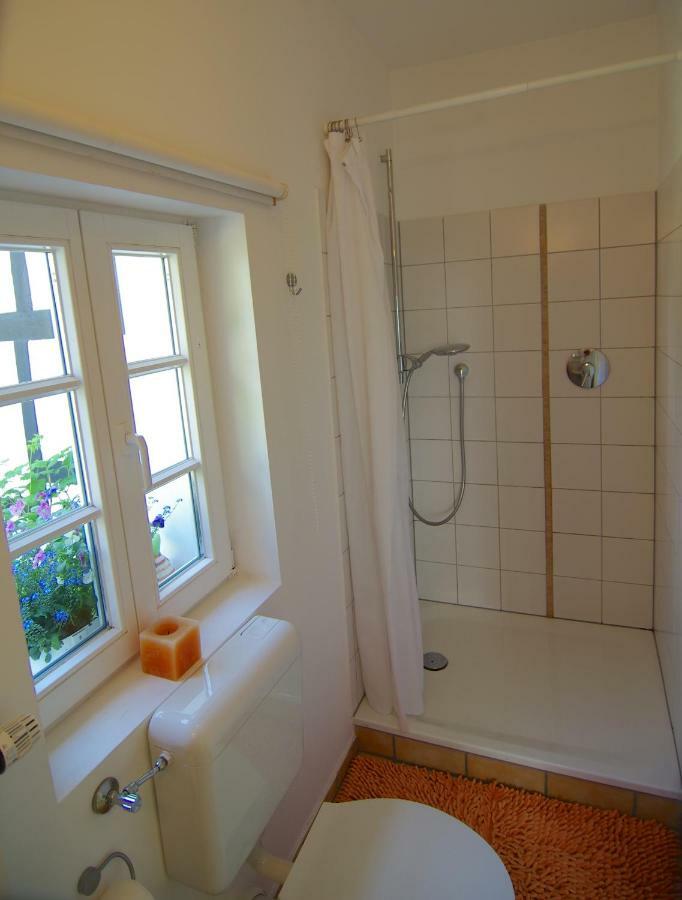 Ferienhaus im Fachwerkhof 'Haus in Bewegung' Seelscheid Exterior foto